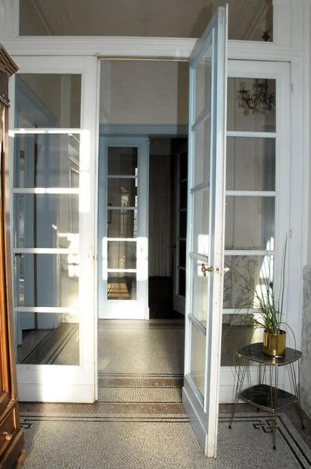 Petit Chateau A La Campagne. Beloeil 外观 照片